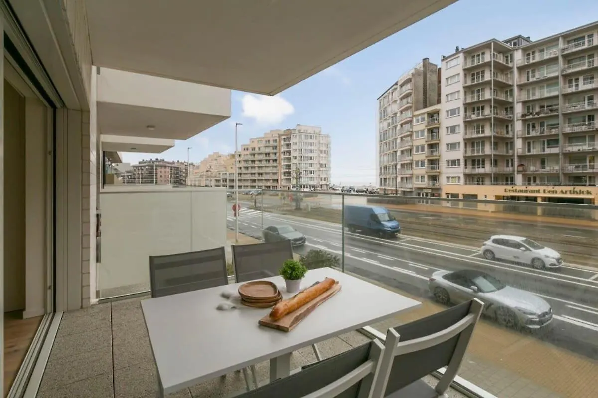 Huswell - Cosy Family Apartment With Parking Near The Beach Ostend