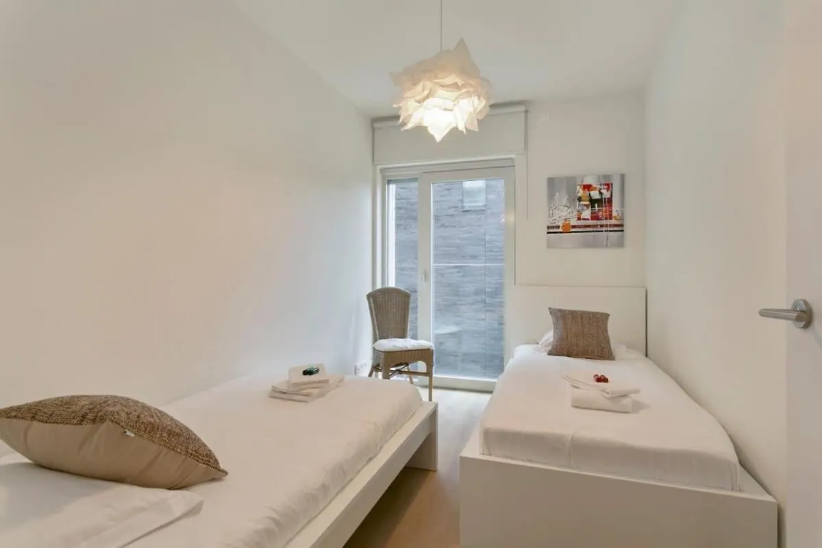 Huswell - Cosy Family Apartment With Parking Near The Beach Ostend